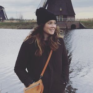 Meet your Posher, Sarah anne